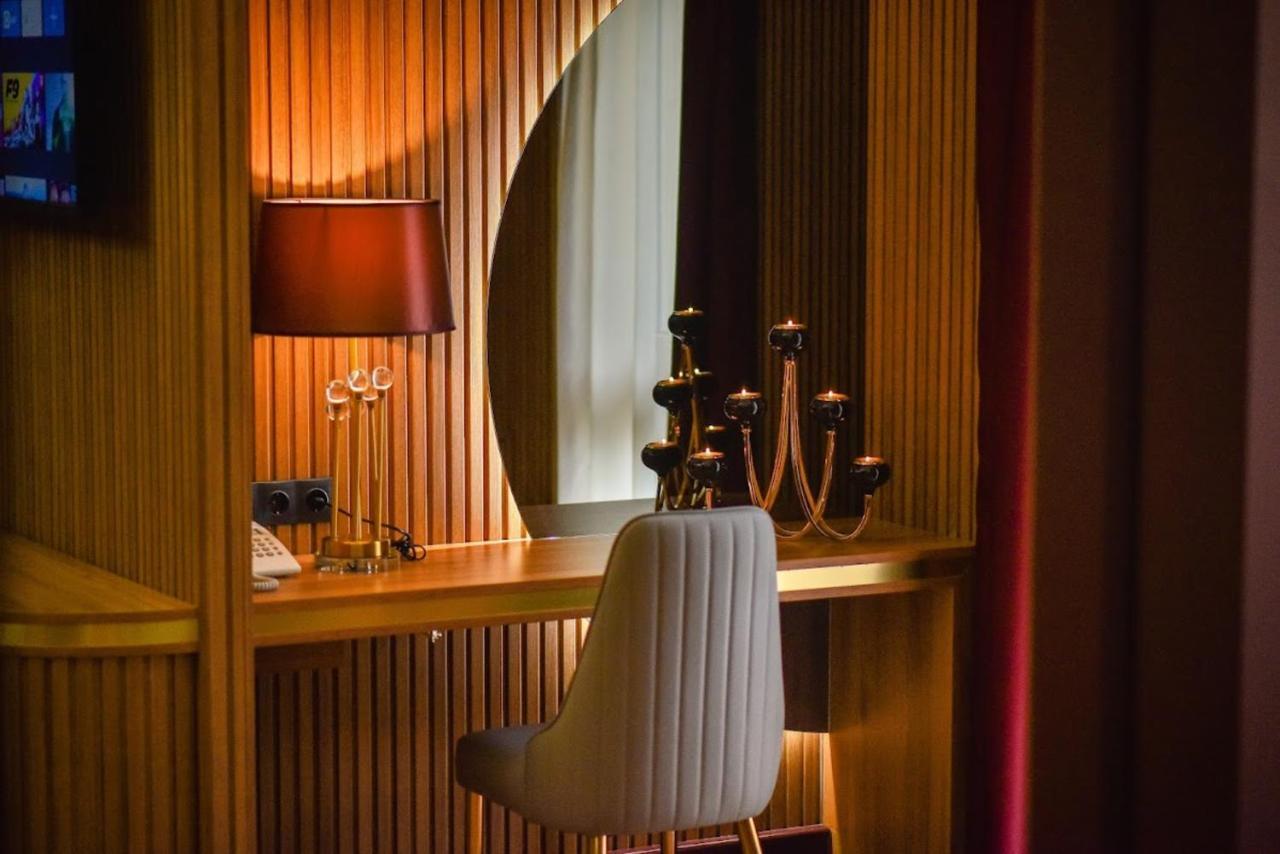 Park Hotel Plovdiv Esterno foto